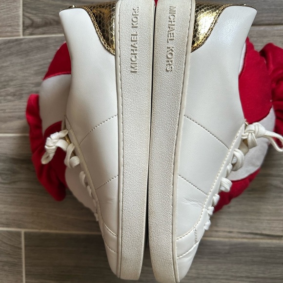 Michael Kors White Sneakers Minimalist Lace-Up Design Size 8 - Picture 4 of 11